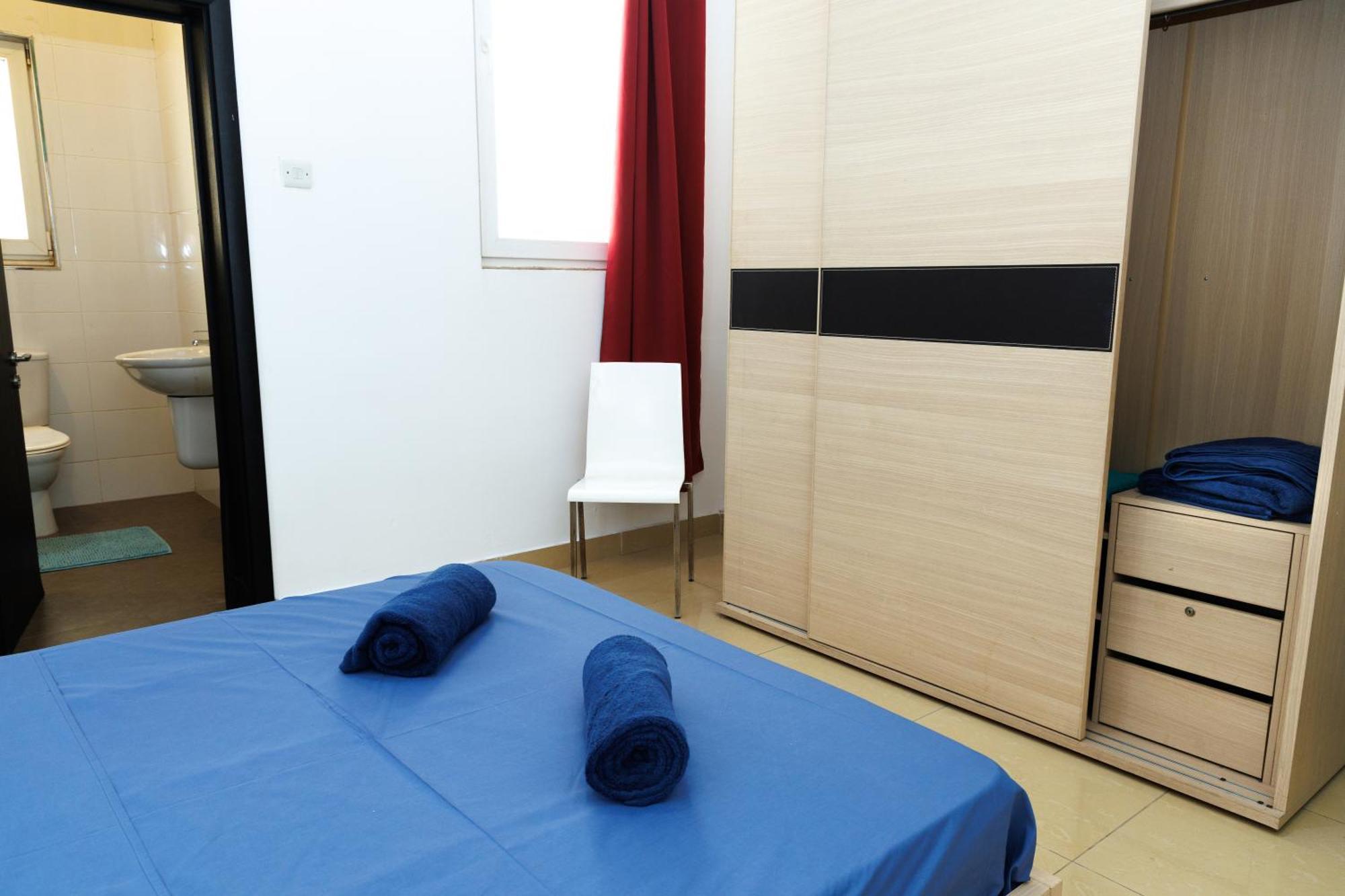 Stylish St.Julians 2 Bedroom Apartment For Rent In The City Centre With Terrace San Ġiljan Extérieur photo