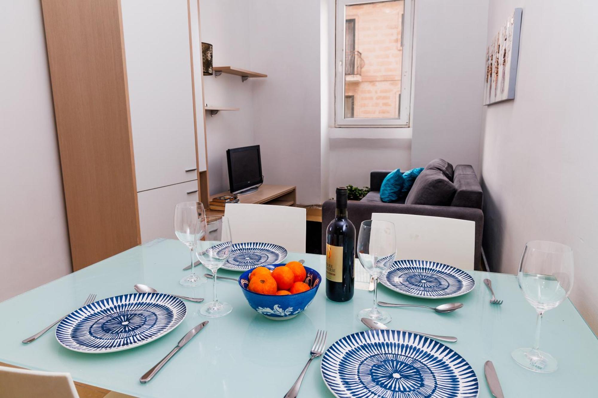Stylish St.Julians 2 Bedroom Apartment For Rent In The City Centre With Terrace San Ġiljan Extérieur photo